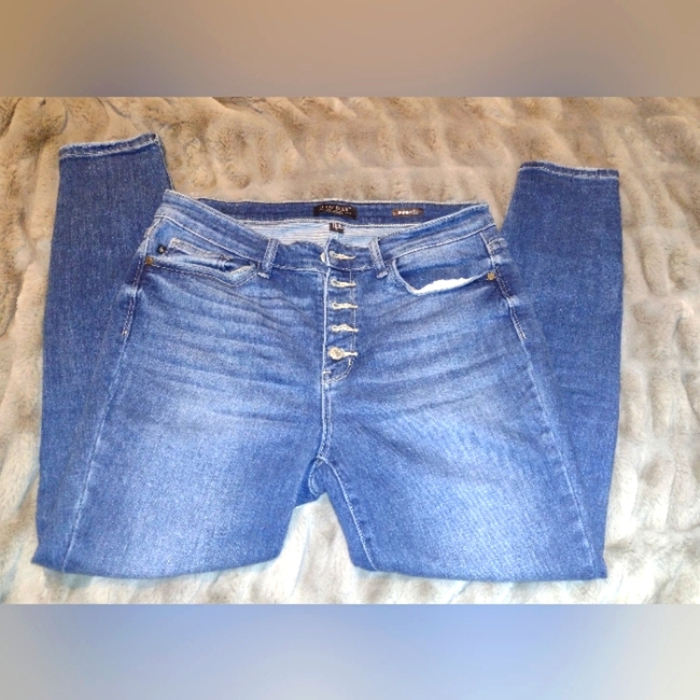 Judy Blue Skinny Fit Jeans